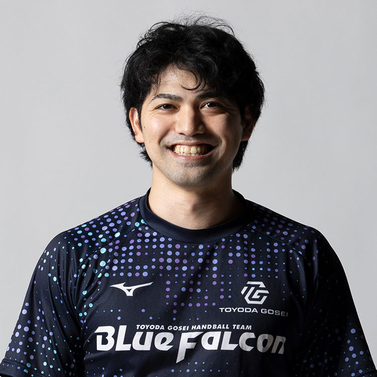 津波古 駿介