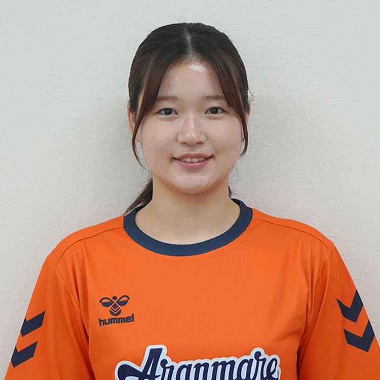 角田 美菜