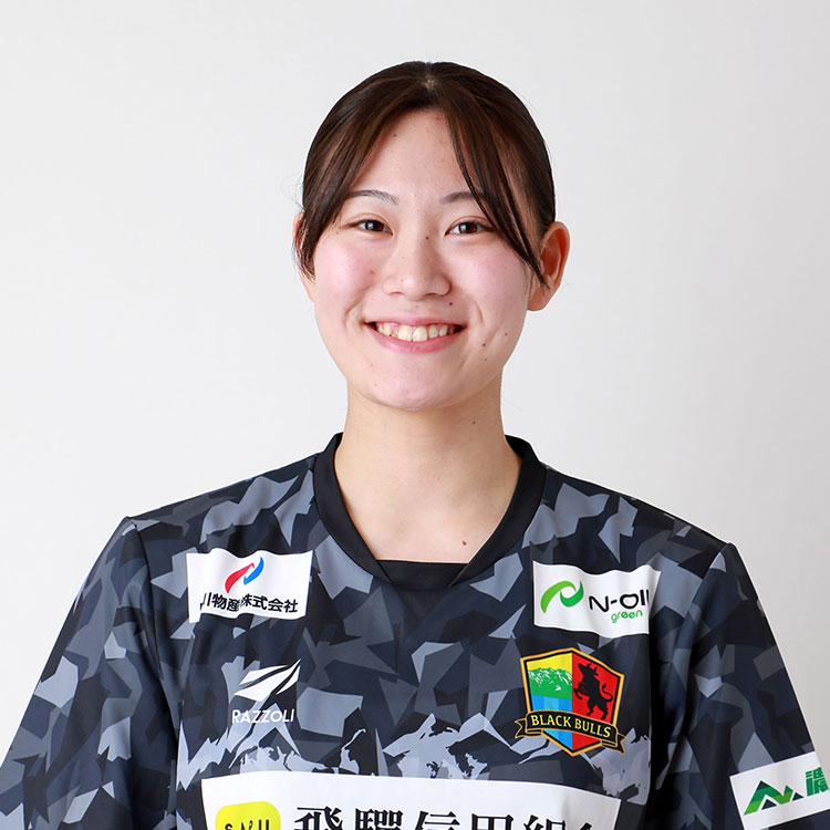 小山 茜