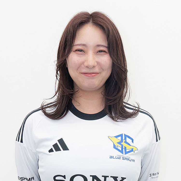宝田 希緒