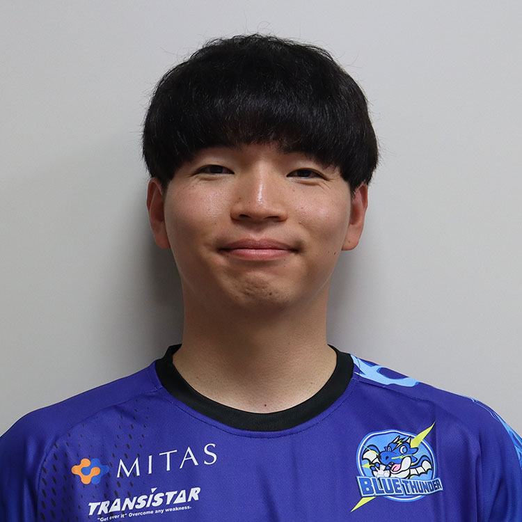 谷前 知優