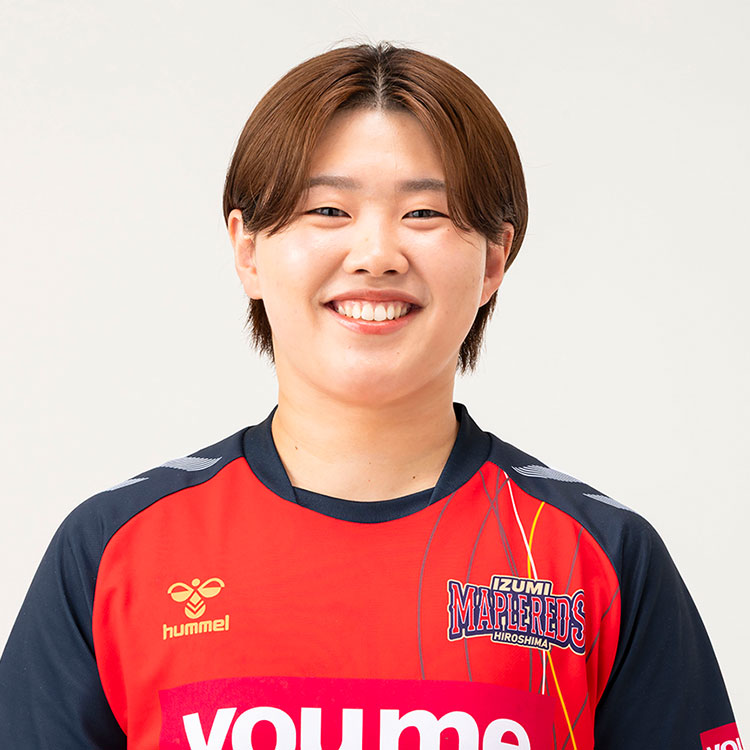 奈須 貴音