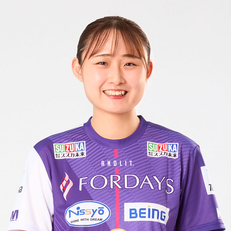 新井 梨奈
